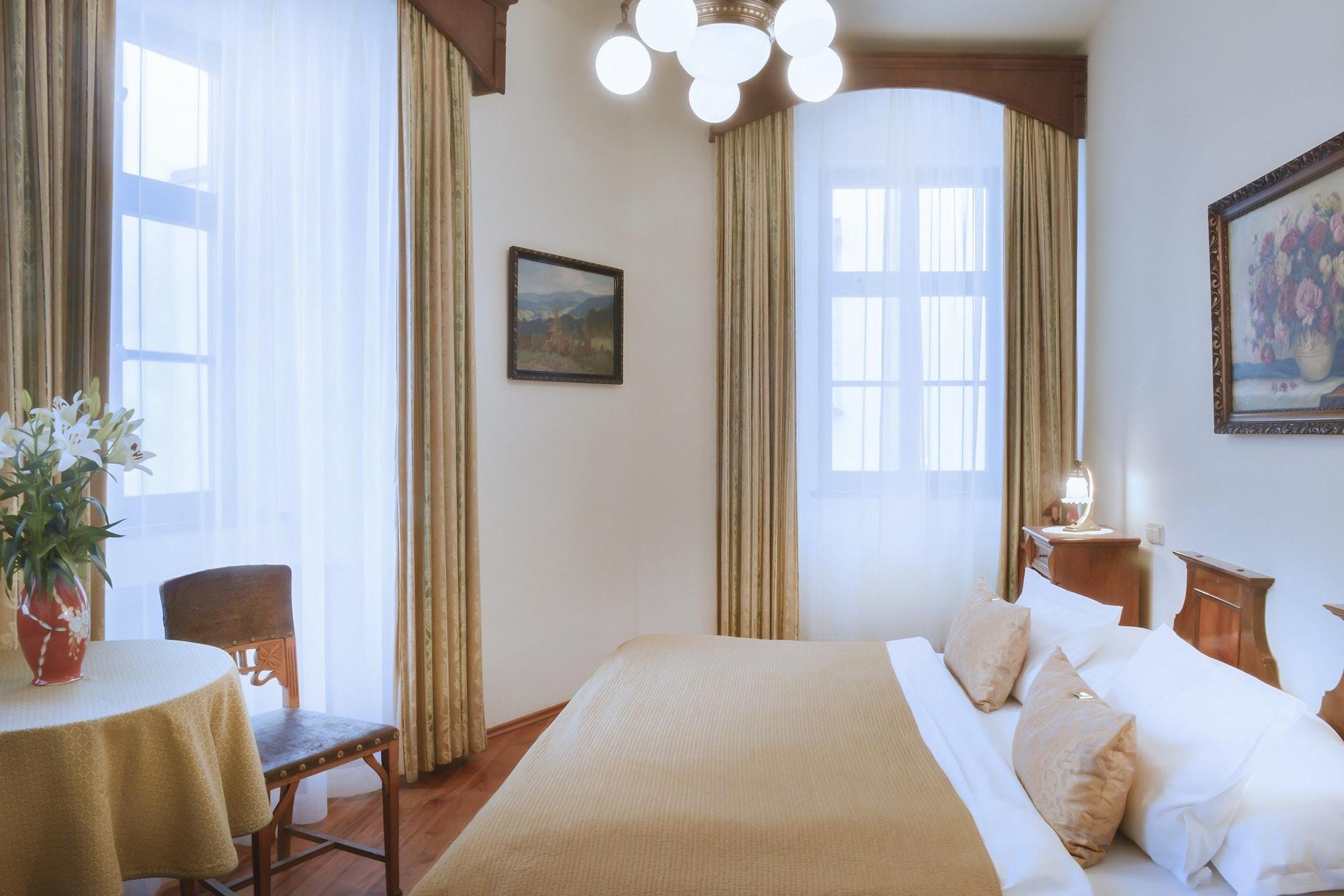 แกรนด์ โฮเทล ปราฮา Hotel ปราก ภายนอก รูปภาพ